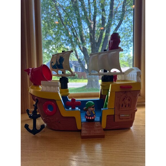 Fisher-Price Little People Pirate Ship Playset With Music Sounds & 2 Figures - Picture 3 of 9